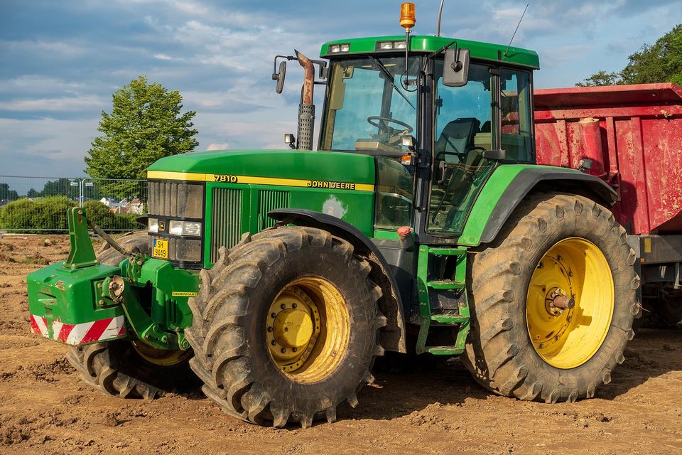 1994 John Deere 7810
