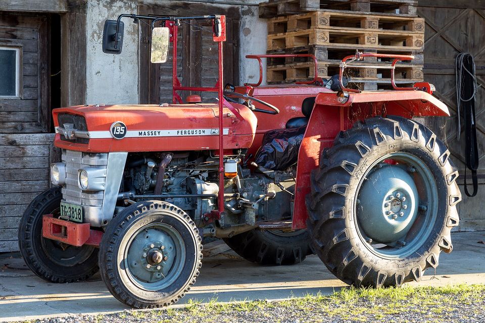 1973 Massey Ferguson 135